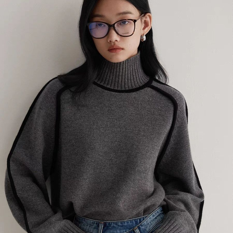 Emilie - Soft turtleneck