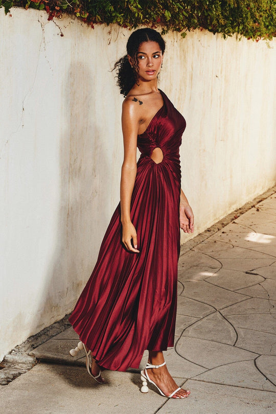 Sylviana™ | One Shoulder Pleated Midi Dress